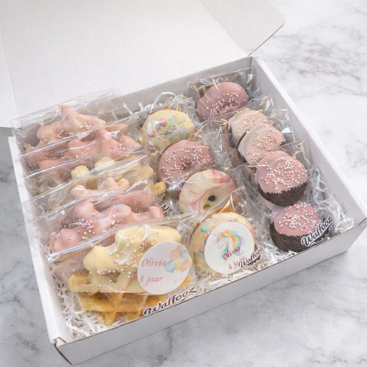 📦 Unicorn & Roses - Verzendbox